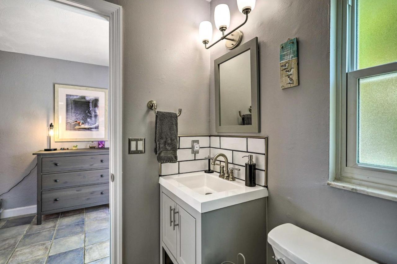 Cape Canaveral Home With Balcony Walk To Beach 외부 사진